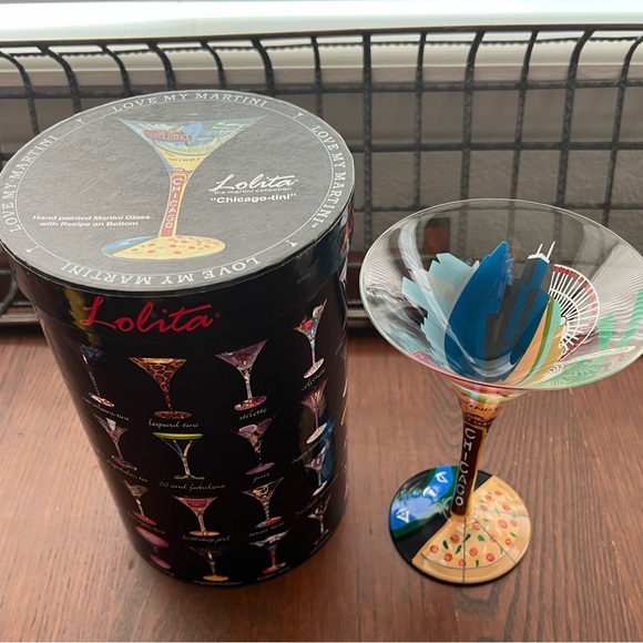 Lolita “Chicago” Martini Glass w/Box - Picture 3 of 5
